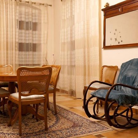 Česká KameniceU Salonu Virginiaアパートメント エクステリア 写真