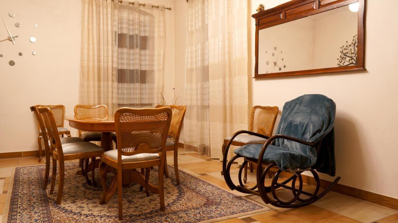 Česká KameniceU Salonu Virginiaアパートメント エクステリア 写真